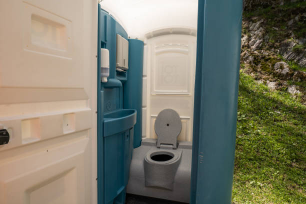Portable Toilet Options We Offer in Springfield, NJ